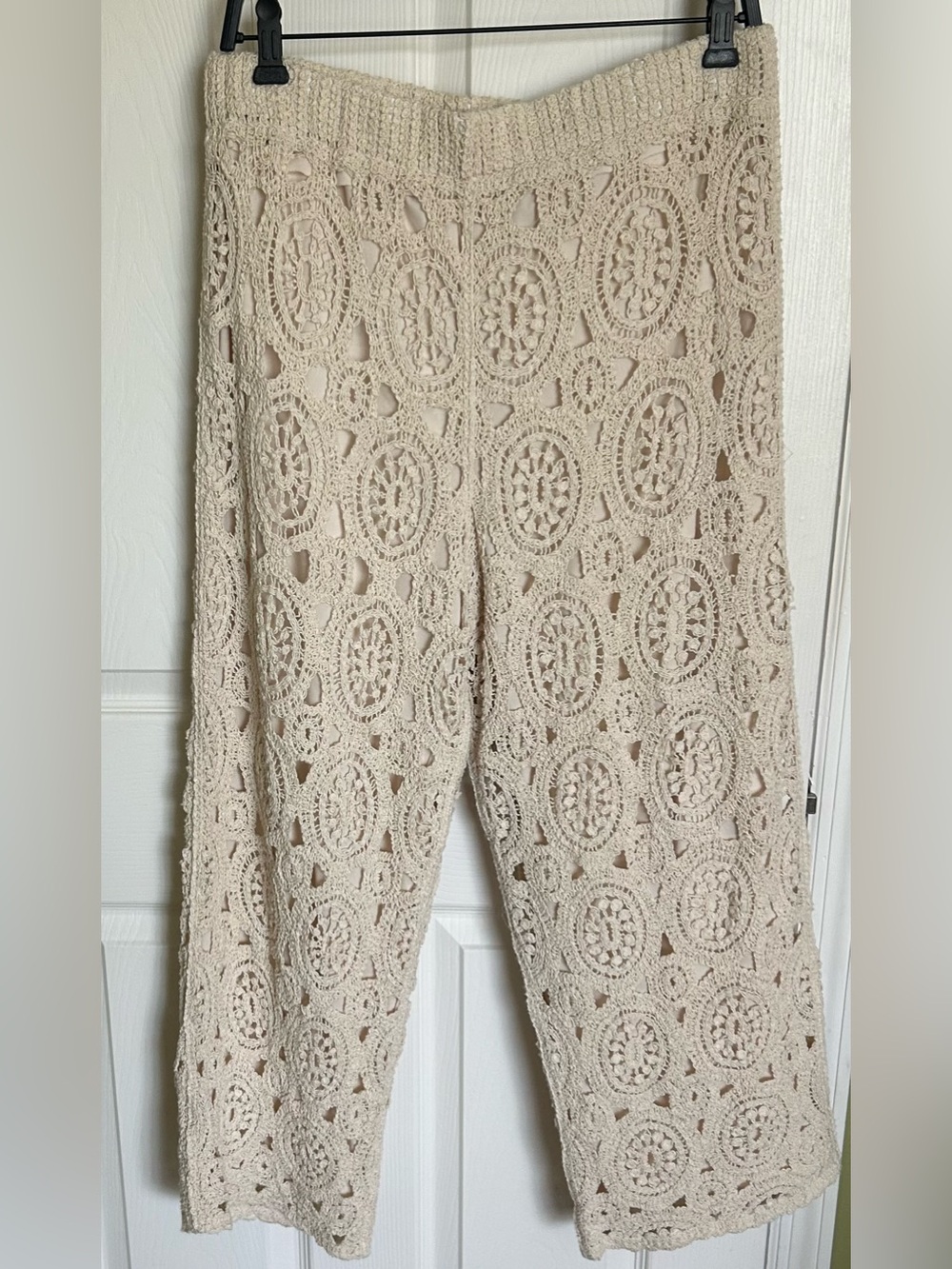 Crochet Wide-Leg Pants in Cream Size L